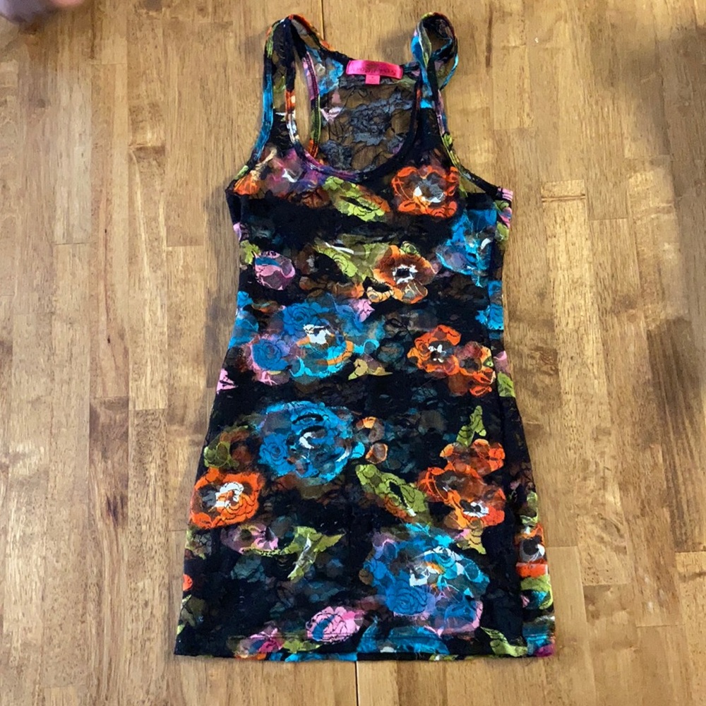 Black tank top with flower designs
